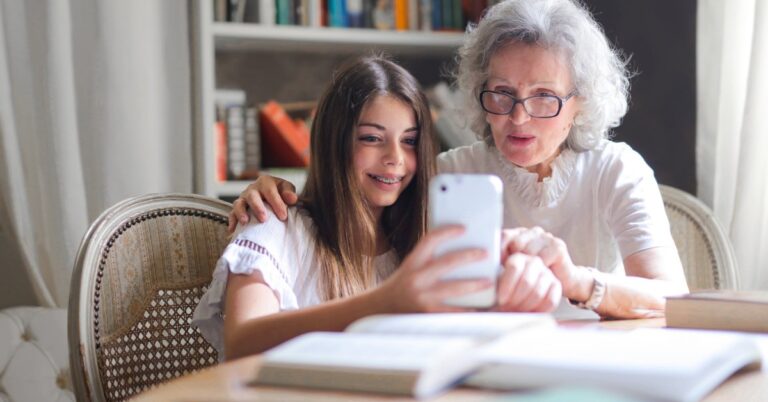 6 Ways to Sell a Lifelong Learning Program